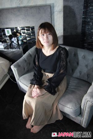 Japanese Amateur Teen Gets Her First POV Creampie - Photo 44