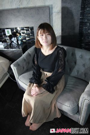 Japanese Amateur Teen Gets Her First POV Creampie - Photo 45