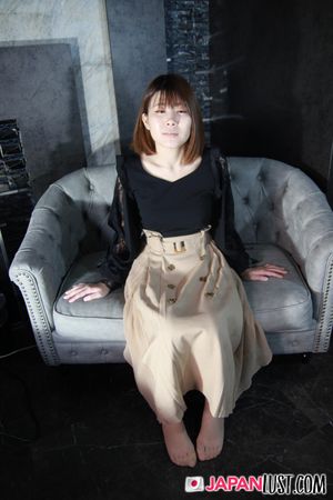 Japanese Amateur Teen Gets Her First POV Creampie - Photo 57