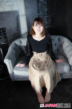 Japanese Amateur Teen Gets Her First POV Creampie - Photo 59