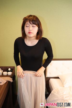 Japanese Teen Amateur Exposes Pussy For Creampie - Photo 58