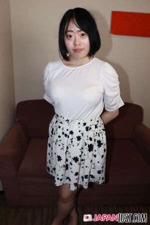 Cute Japan Teen Freshly Shaved For POV Sex - Photo 330
