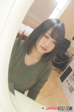 Shy Japanese Amateur With Perfect Natural Body POV Sex - Photo 9