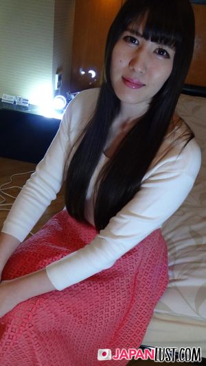Japanese Teen Reveals Wet Pussy For POV Creampie - Photo 35