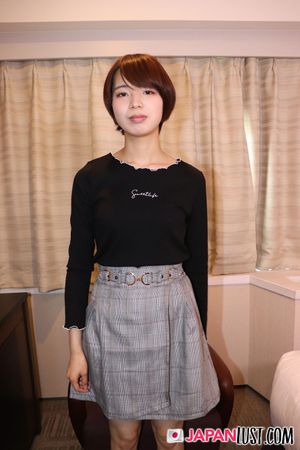 Skinny Japanese Teen Takes Big Creampie Cumload - Photo 15