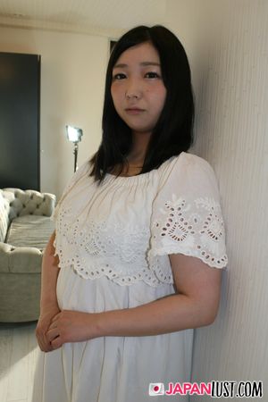 Cute Curvy Japanese Teen Wants Creampie After the Interview - Photo 12