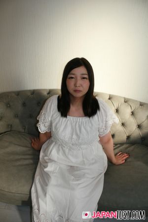 Cute Curvy Japanese Teen Wants Creampie After the Interview - Photo 3