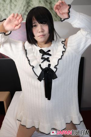 Cute Amateur Japanese Wants POV Creampie In Shaved Pussy - Photo 429