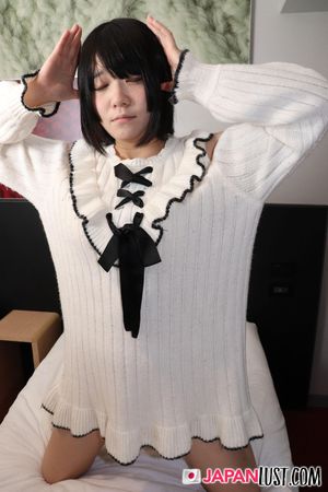 Cute Amateur Japanese Wants POV Creampie In Shaved Pussy - Photo 430