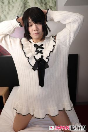 Cute Amateur Japanese Wants POV Creampie In Shaved Pussy - Photo 431
