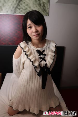 Cute Amateur Japanese Wants POV Creampie In Shaved Pussy - Photo 444