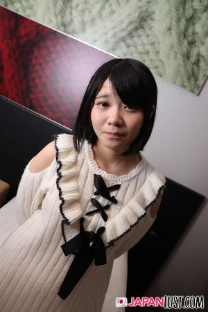 Cute Amateur Japanese Wants POV Creampie In Shaved Pussy - Photo 445