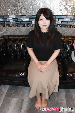 Japanese Teen With Thick Curvy Ass Enjoys Deep Pussy Banking and Cumload - Photo 1