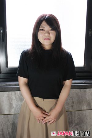 Japanese Teen With Thick Curvy Ass Enjoys Deep Pussy Banking and Cumload - Photo 25