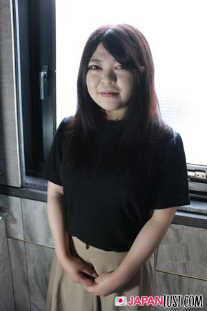 Japanese Teen With Thick Curvy Ass Enjoys Deep Pussy Banking and Cumload - Photo 29