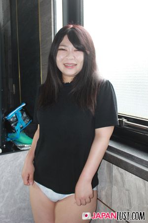 Japanese Teen With Thick Curvy Ass Enjoys Deep Pussy Banking and Cumload - Photo 55