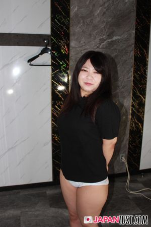 Japanese Teen With Thick Curvy Ass Enjoys Deep Pussy Banking and Cumload - Photo 71