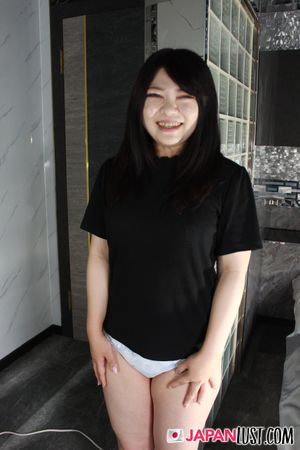 Japanese Teen With Thick Curvy Ass Enjoys Deep Pussy Banking and Cumload - Photo 75