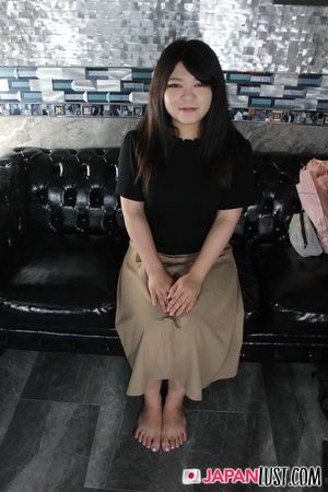 Japanese Teen With Thick Curvy Ass Enjoys Deep Pussy Banking and Cumload - Photo 8