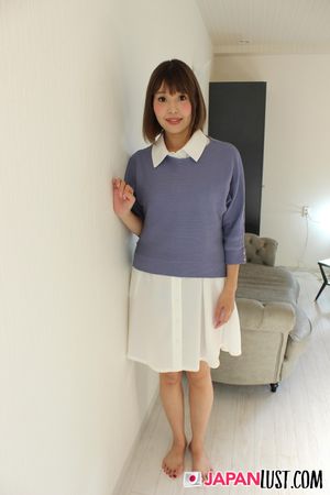 Thick-Ass Japanese Teen Gets Crempied and Cums Hard - Photo 17