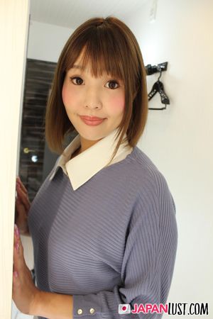 Thick-Ass Japanese Teen Gets Crempied and Cums Hard - Photo 38
