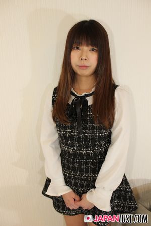 Hairy Japanese MILF with Big Natural Tits Gets Creampied - Photo 28