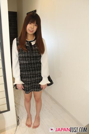Hairy Japanese MILF with Big Natural Tits Gets Creampied - Photo 38