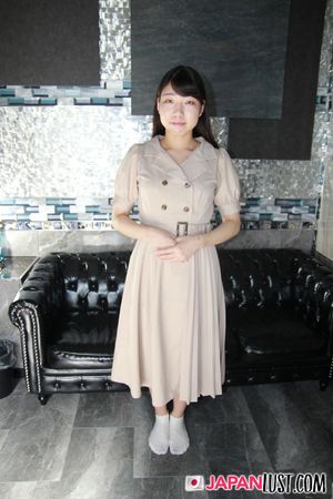 Small Tits Japanese Teen Pussy Creampied During Interview - Photo 25