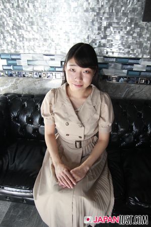 Small Tits Japanese Teen Pussy Creampied During Interview - Photo 7