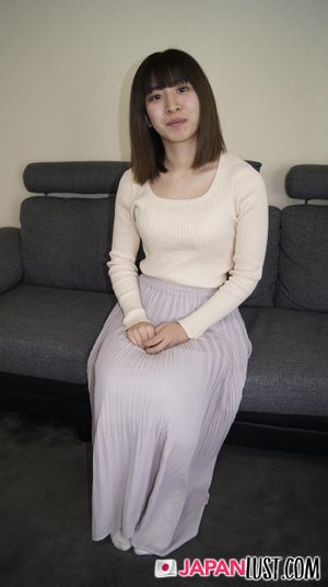 Petite Japanese Teen Worships Cock For POV Creampie - Photo 5