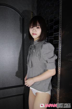 Big Creampie In Shaved Japanese Pussy - Photo 103