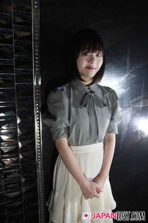 Big Creampie In Shaved Japanese Pussy - Photo 17