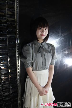 Big Creampie In Shaved Japanese Pussy - Photo 18