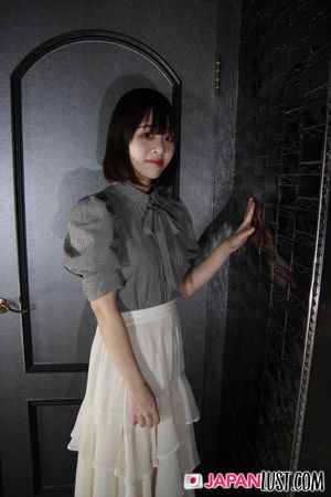 Big Creampie In Shaved Japanese Pussy - Photo 19