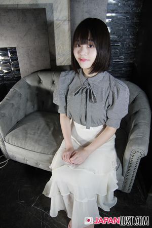 Big Creampie In Shaved Japanese Pussy - Photo 52