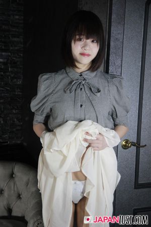 Big Creampie In Shaved Japanese Pussy - Photo 87