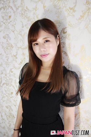 Natural Big Tits Japanese Hot Sex and Creampie - Photo 10