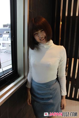 Hot curvy Japanese Teen Got Her Pussy Creampie - Photo 21