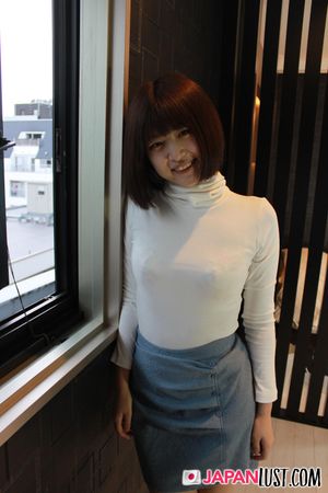 Hot curvy Japanese Teen Got Her Pussy Creampie - Photo 22