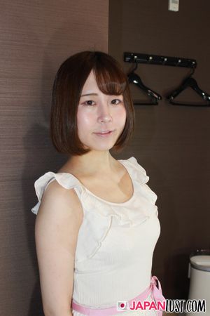 Sexy Japanese Teen Toyed And Fingered Before Creampie - Photo 19