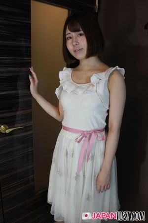 Sexy Japanese Teen Toyed And Fingered Before Creampie - Photo 27