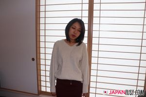 Slim Curvy Japanese Teen Satisfied and Filled With Cumload - Photo 20
