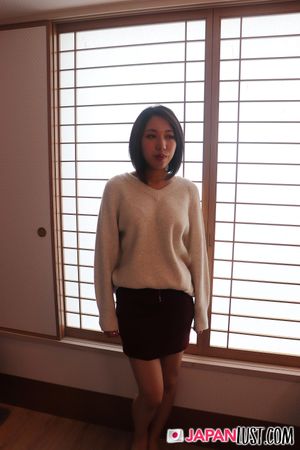 Slim Curvy Japanese Teen Satisfied and Filled With Cumload - Photo 25