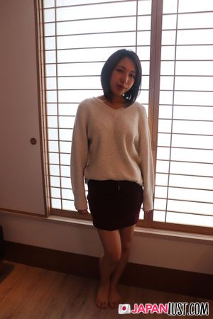 Slim Curvy Japanese Teen Satisfied and Filled With Cumload - Photo 28