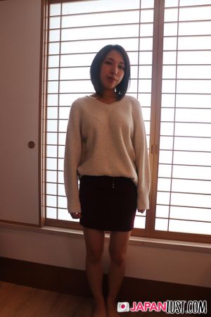 Slim Curvy Japanese Teen Satisfied and Filled With Cumload - Photo 29