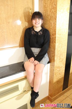 Cute Thick Japanese Teen Loves Riding Hard Cock and Get Creampie - Photo 39