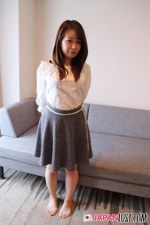 Teen Japanese With Hairy Pussy Enjoy Hard Cock and Creampie - Photo 443