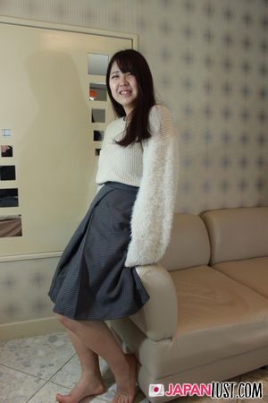 Big Boobs Japanese Enjoy POV Sex and Warm Creampie - Photo 15