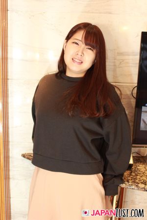 Thick Chubby Japanese Rikako Akabori Deep Pussy Penetration - Photo 23