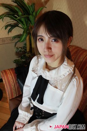 Natural Curvy Japanese Teen Enjoys Cock Riding and Creampie - Photo 8